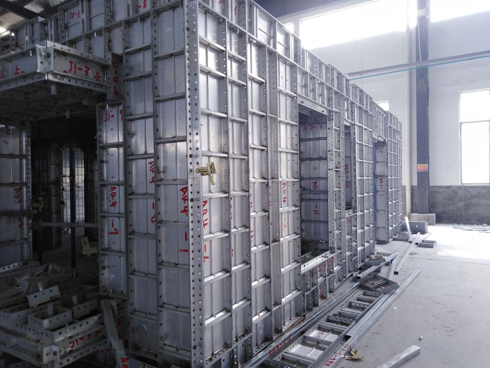 仙桃建筑用的模板都选铝模板这是为什么？